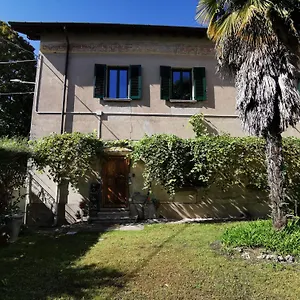 Apartment Curt Da Beta - Con Giardino, In Corte Del Xviii Secolo, Malnate