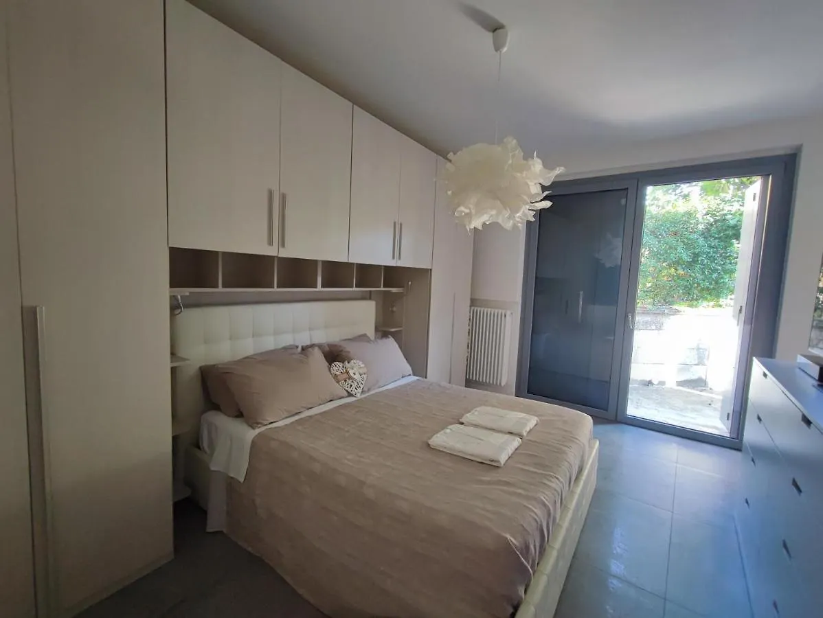 Olia House Villa Olginate 0*,